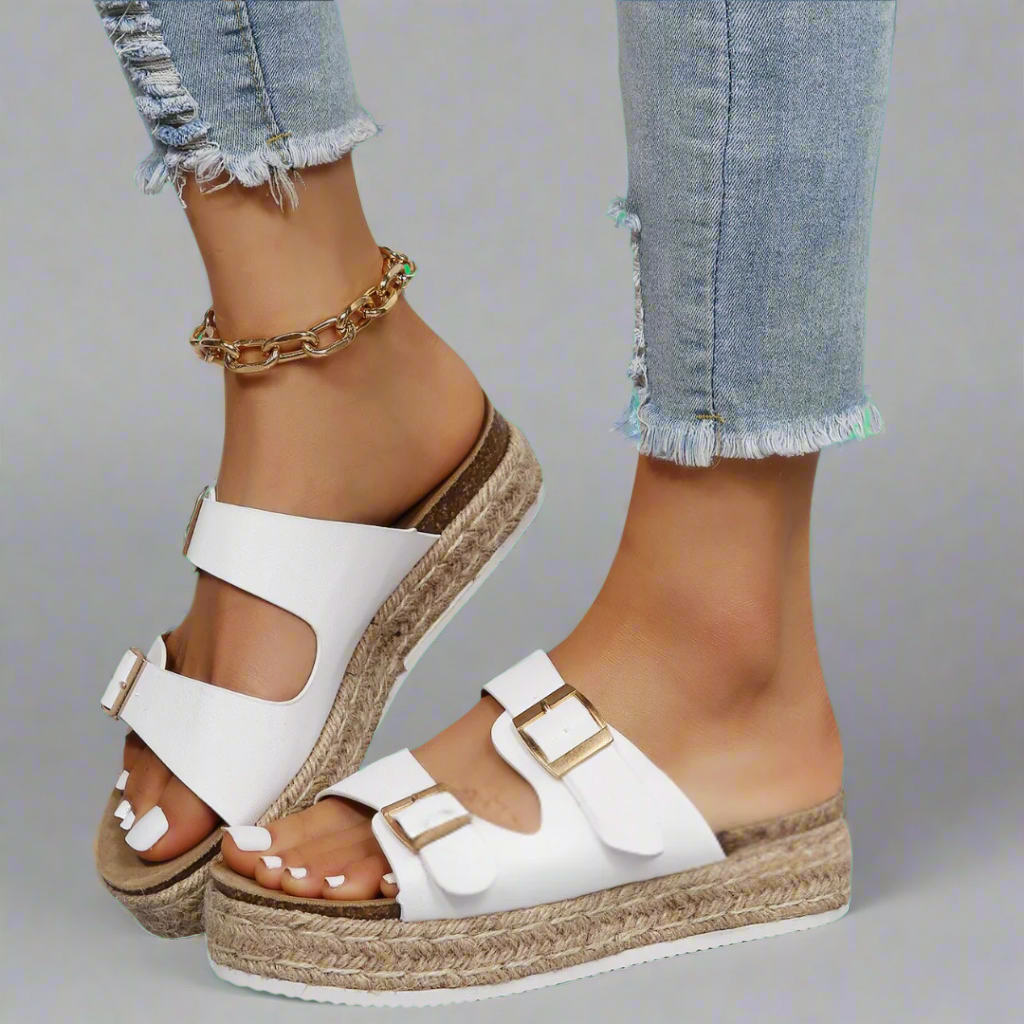 Elfriede | Sandales en cuir premium brillant