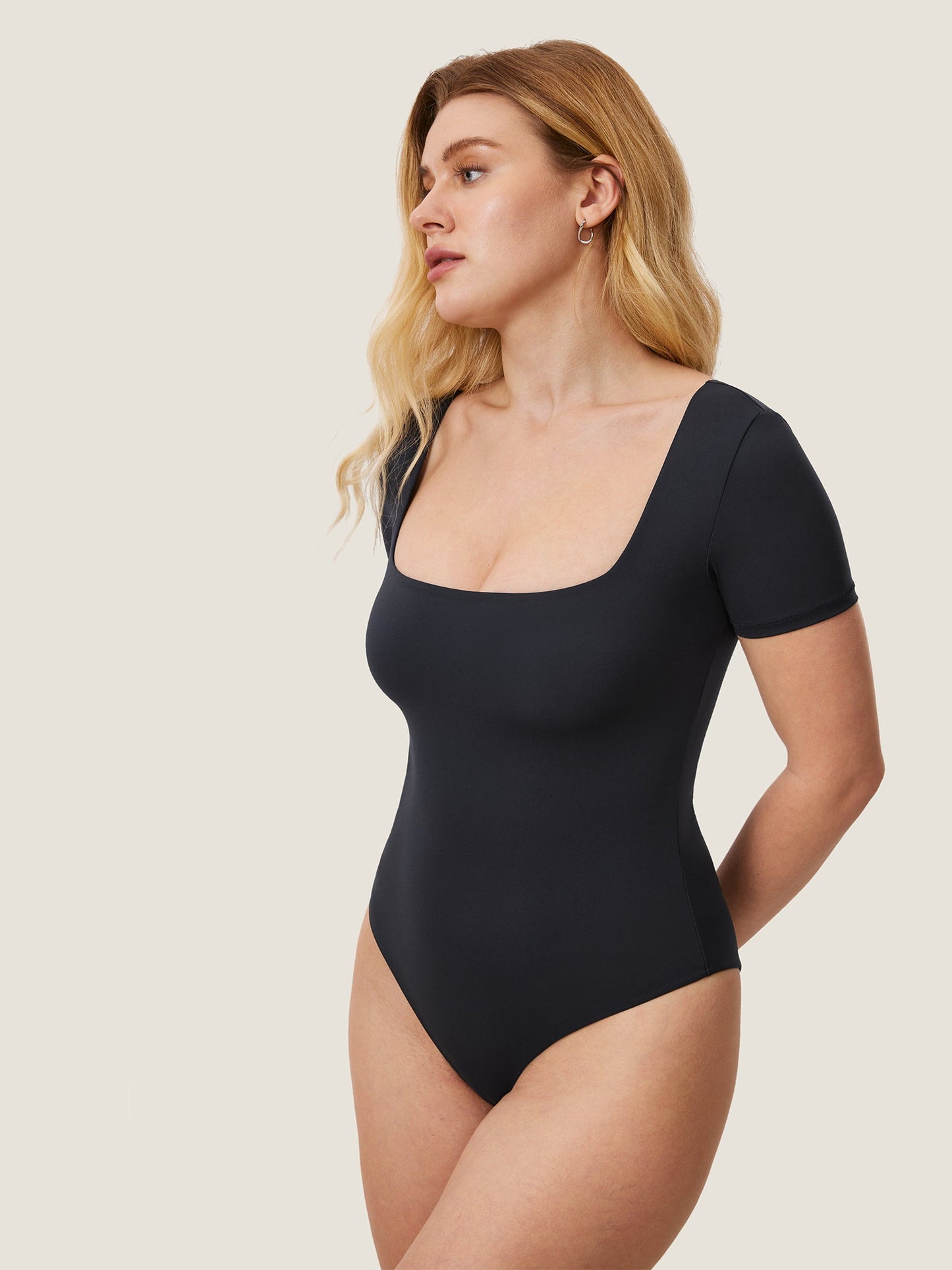 Body à encolure carrée et manches courtes