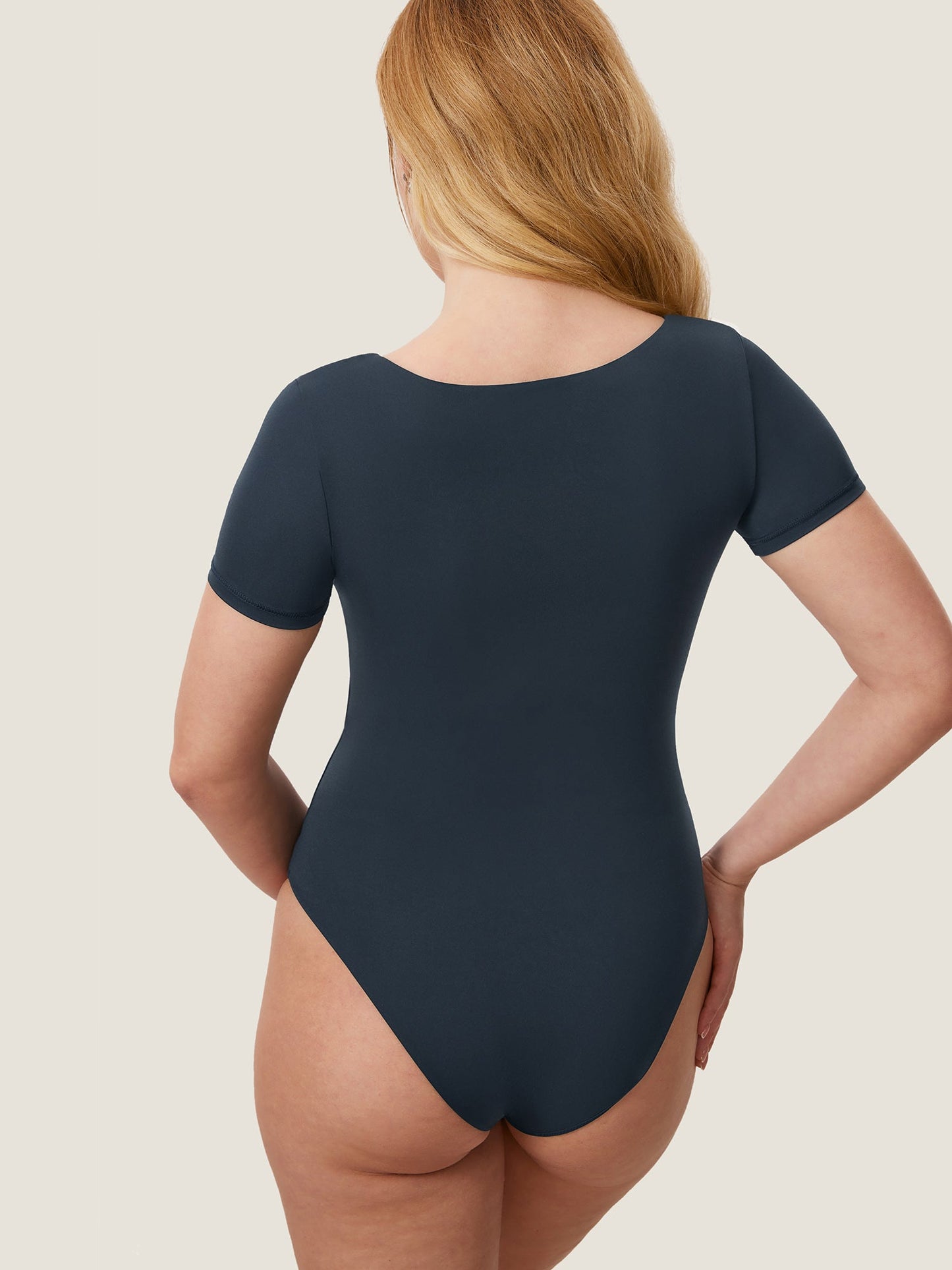 Body à encolure carrée et manches courtes
