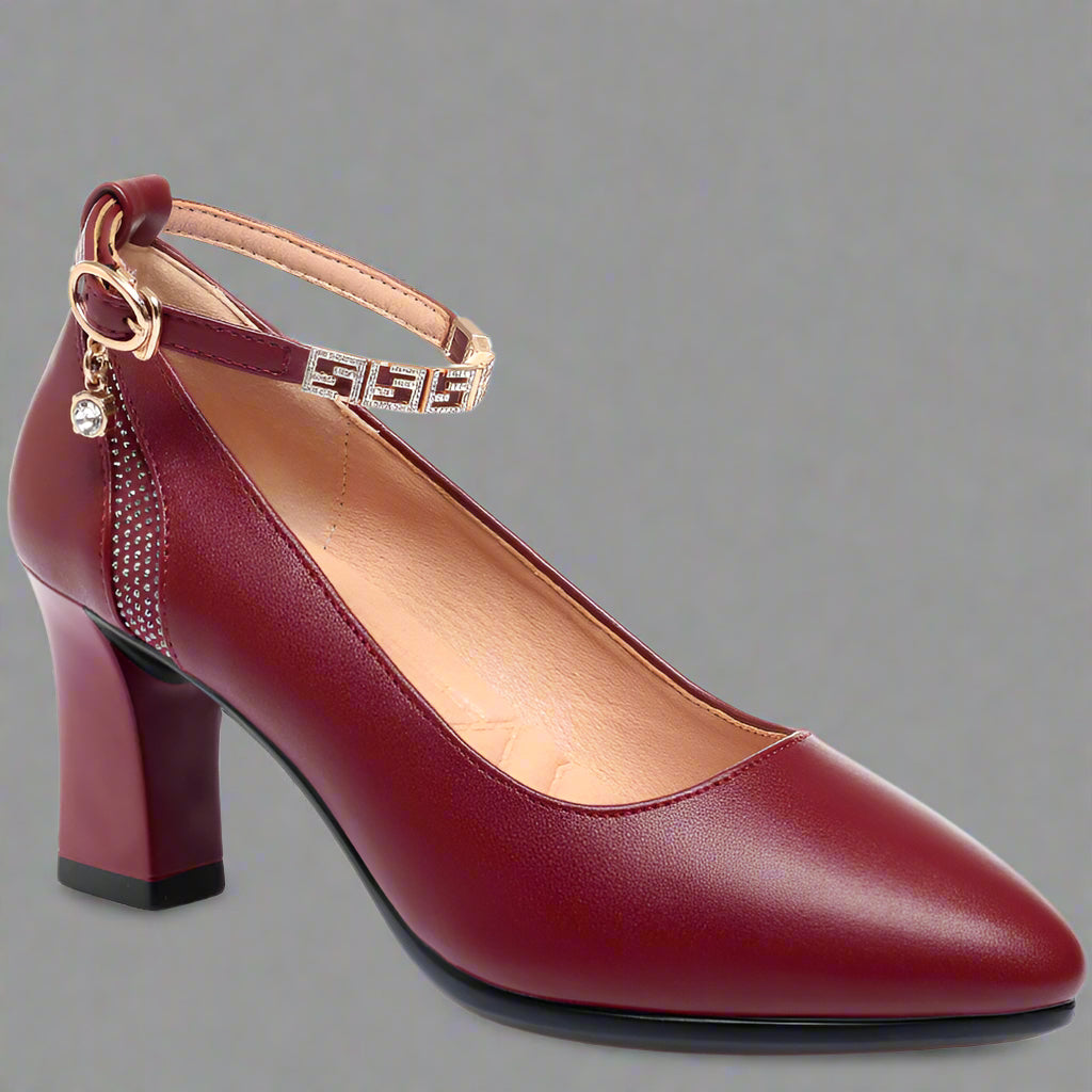 Zymara | Escarpins en vernis premium pour ton style de bureau