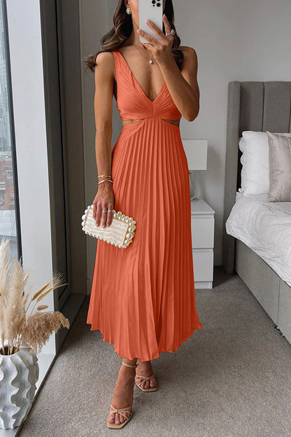 Gabrielle| Robe Maxi Plissée à Découpe en V