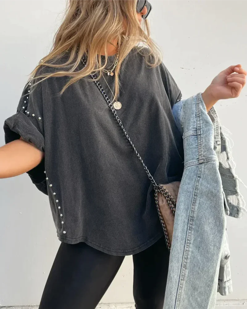 BELLA - T-SHIRT OVERSIZE À CLAVETTES