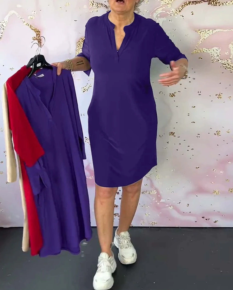ELLE | ROBE UNIE AVEC COL EN V